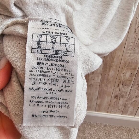 Guess active top - Picture 9 of 9